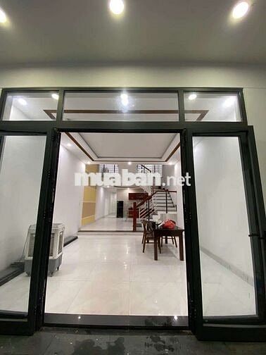 NHÀ 3 TẦNG SẠCH ĐẸP, 105M2, 3PN, GẦN TRỤC NGUYỄN SINH SẮC, GẦN BIỂN