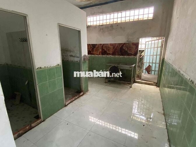 Nhà Gốc 2 mặt tiền 75 mét vuông