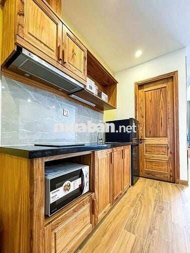 CHO THUÊ CĂN HỘ CÓ BAN CÔNG FULL NỘI THẤT NGAY BÃI BIỂN MÂN THÁI