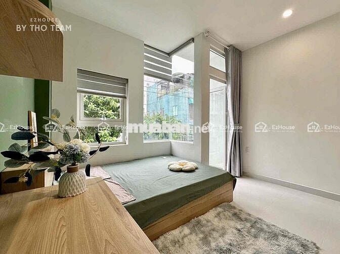 CĂN HỘ CÓ BAN CÔNG GẦM K300 ETOWN NHÀ GA T3 NGAY TRUNG TÂM TÂN BÌNH