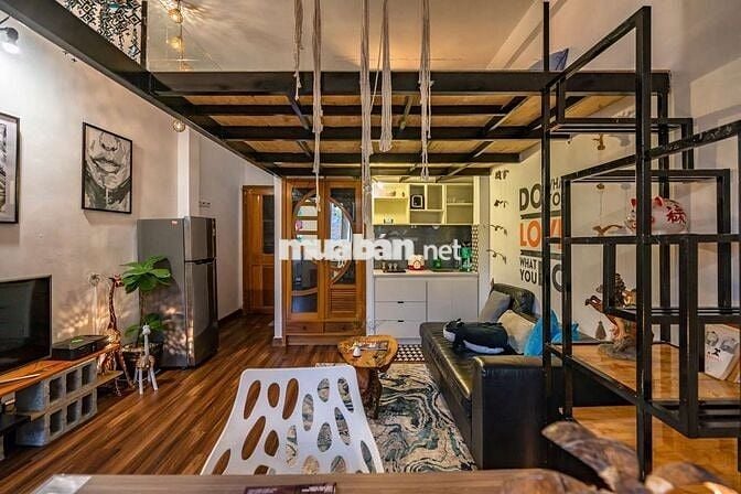 Duplex ban công Võ Thị Sáu kế công viên Lê Văn Tám Tân Định Quận 1