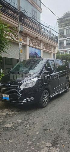 Cần đồi xe mới thanh lý xe Ford Tourneo 2019