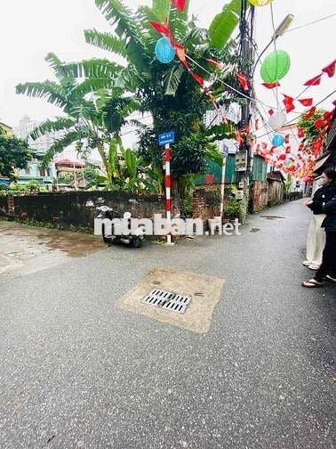 ĐẤT BÁN  LÔ GÓC - OTO VÀO NHÀ- KO QUY HOẠCH