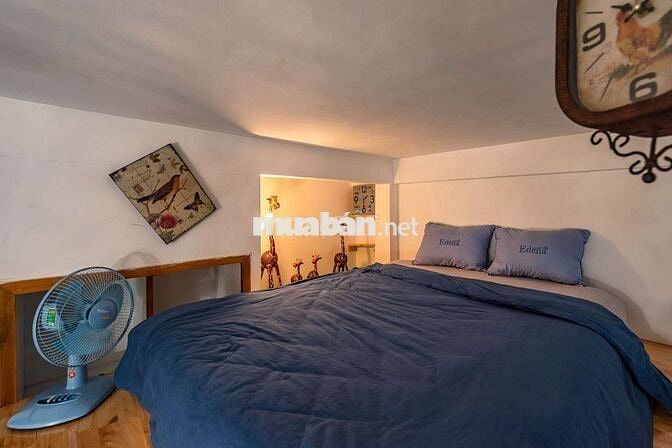 Duplex ban công Võ Thị Sáu kế công viên Lê Văn Tám Tân Định Quận 1