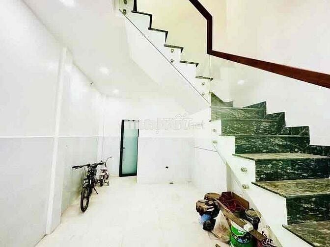Bán nhà mới ở ngay 4 tầng hẻm thông sát mặt tiền đường 3/2 quận 10