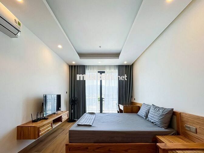 CHO THUÊ CĂN HỘ CÓ BAN CÔNG FULL NỘI THẤT NGAY BÃI BIỂN MÂN THÁI
