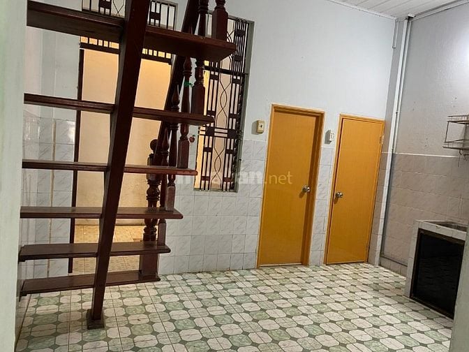 Nhà nguyên căn 18/35 Đông Bắc, Q.12(sau CVPM QuangTrung) giá 6tr