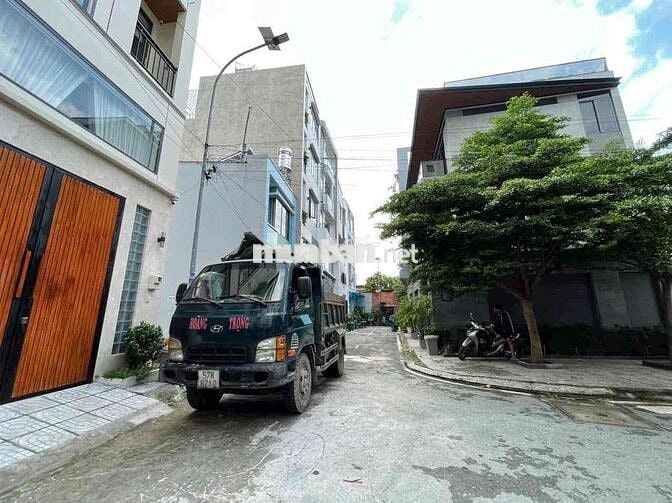 🔥Nhà đẹp kiên cố tặng full nội thất ngay ngã 4 xã 4x14m 5tầng 6,99tỷ