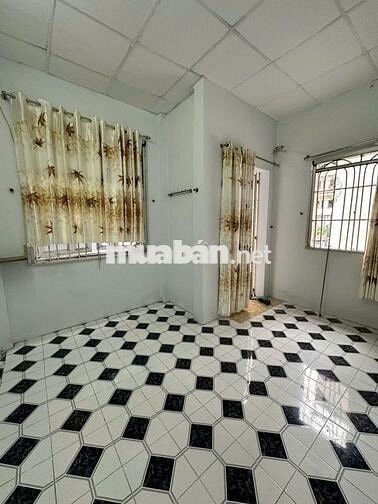 NHÀ 1\ DƯƠNG QUẢNG HÀM P5  2PN2WC  GIÁ 10TR TL