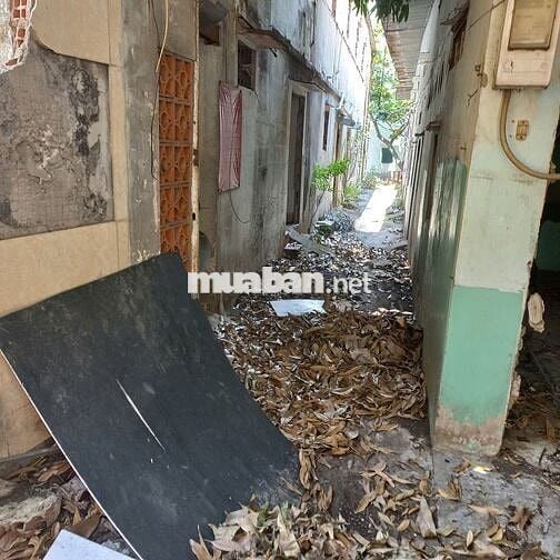 BÁN ĐẤT 2 MẶT TIỀN 650 M2 ĐƯỜNG BÌNH LONG VÀ ĐƯỜNG HẺM SỐ 4