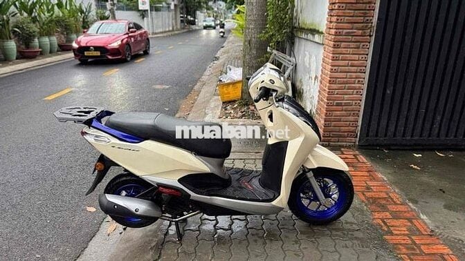 Lead 2019 smartkey up 4V