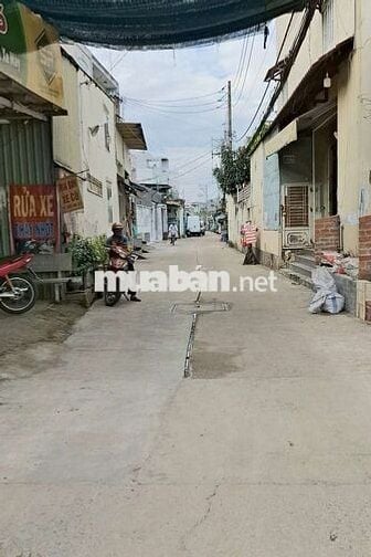 TỔ ẤM XINH, HẺM XE HƠI THÔNG , GẦN NGÃ TƯ BỐN XÃ, VÀO Ở NGAY,CHỈ 3X TỶ