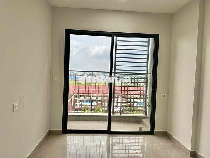 CHO THUÊ CĂN 1PN TRỐNG + RÈM, MÁY LẠNH, THUẬN GIAO FREE BƠI, GYM, CV..