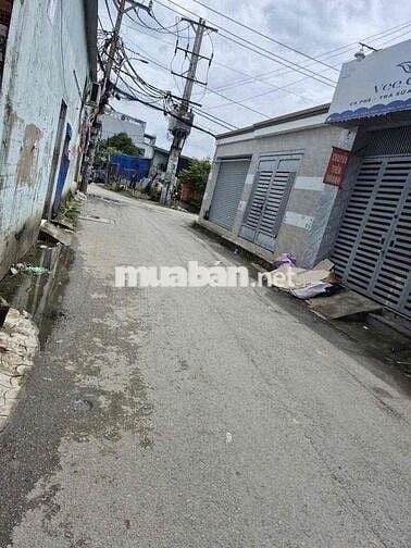 Cho thuê 5 x20-1 trệt -2 lầu-4 phong-dg xe hoi-gần chợ Đầu mối