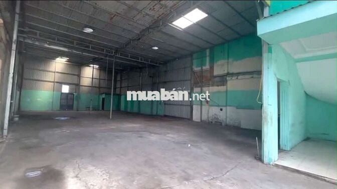 Cho thuê nhà mặt tiền Lê Thị Hà 12x45m có 2 lầu, khu sầm uất thuận KD