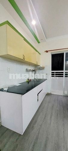 C/c Miếu Nổi, P3, Bình Thạnh: 70m2, 2pn, Tolet Nhà Mới, 11tr/th.