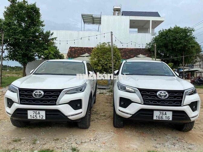 Toyota Fortuner 2021 2.4G 4x2 MT - 200000 km