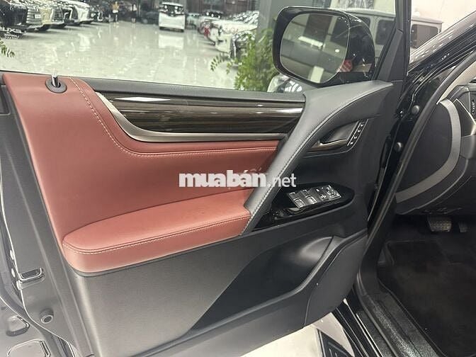 Lexus LX 570 Xuất Mỹ sản xuất 8/2018