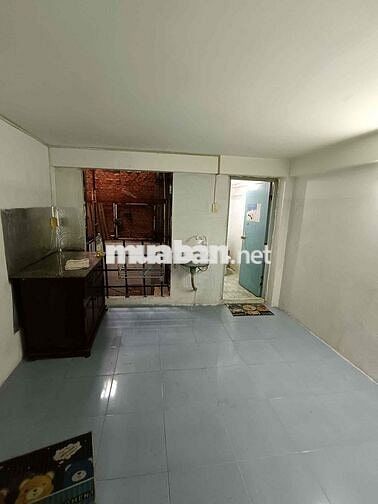 Nguyễn Ảnh Thủ Trung Chánh Hóc Môn