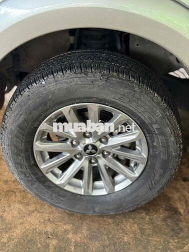 bán tải 2 cầu rin, bền, mạnh, tiết kiệm nhiên liêu