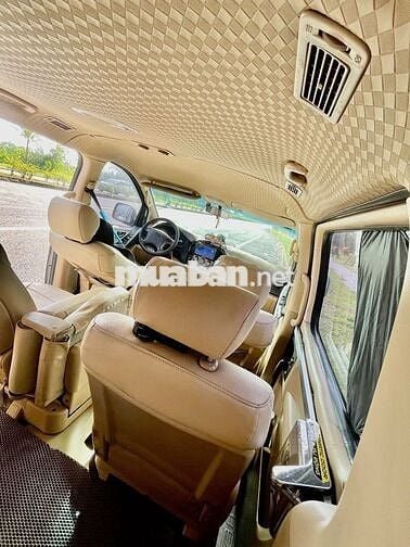 Hyundai Starex 2014 9 chỗ Bạc