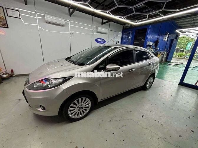 2011 1.6 AT Hatchback - 115000 km