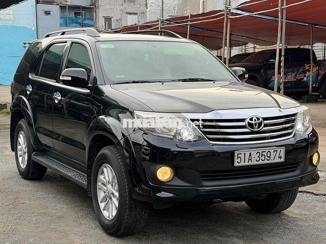 Fortuner 2.7V 4x4 2012, máy xăng, 2 cầu