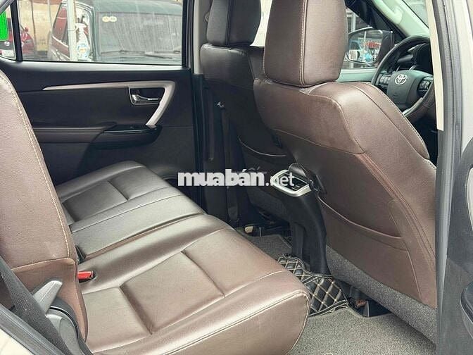 Fortuner 2.7V 4x2 2019, máy xăng, 1 cầu