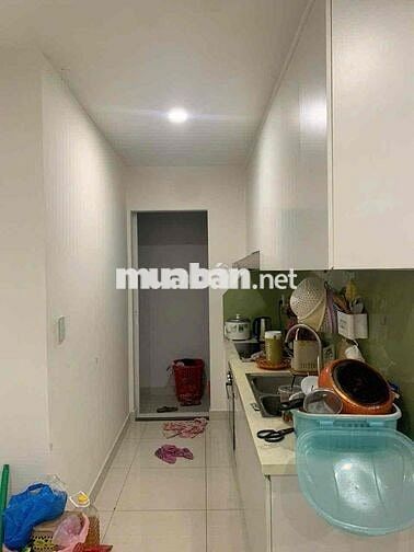 cho thuê căn hộ lavita chamr 2 pn+ 1 ml+ 1 máy nóng lamh+ rem