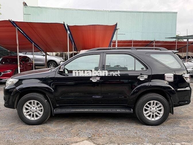 Fortuner 2.7V 4x4 2012, máy xăng, 2 cầu