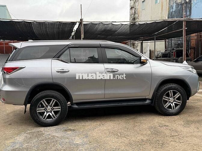 Fortuner 2.7V 4x2 2019, máy xăng, 1 cầu