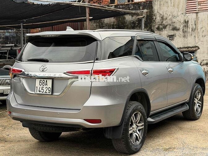Fortuner 2.7V 4x2 2019, máy xăng, 1 cầu