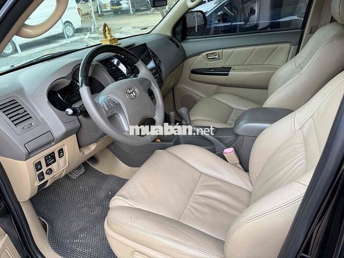 Fortuner 2.7V 4x4 2012, máy xăng, 2 cầu