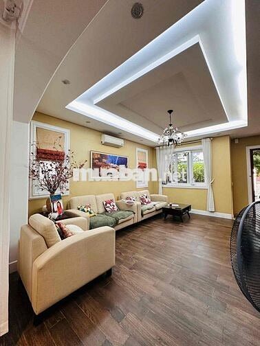 Cho Thuê Nhà Phố, Mặt Tiền Đường Lớn Trần Thị Liền Sát Quận 7