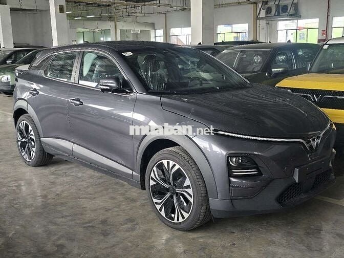 Vinfast VF6 Plus 2025 Giá Khủng 666 Triệu