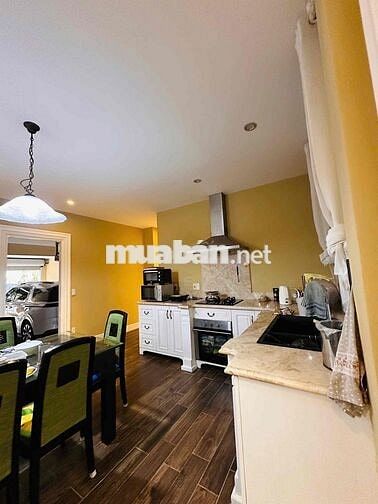 Cho Thuê Nhà Phố, Mặt Tiền Đường Lớn Trần Thị Liền Sát Quận 7