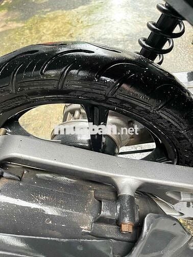 bán xe luvias ,xăng cơ,ít hao xăng,máy êm,bình đề