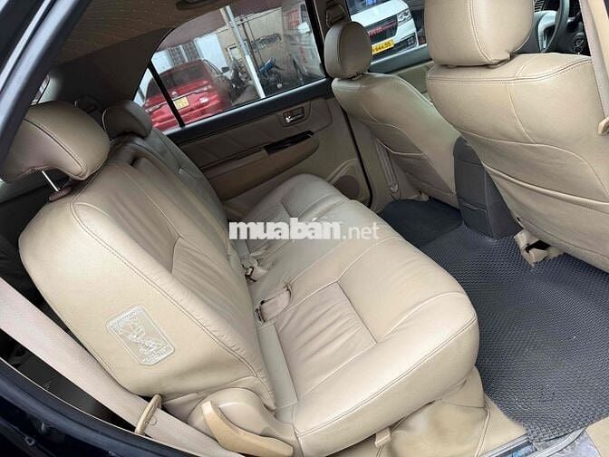 Fortuner 2.7V 4x4 2012, máy xăng, 2 cầu