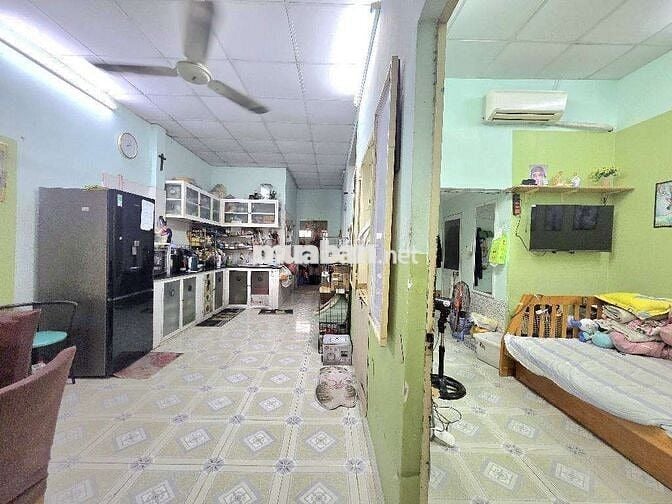 Bán nhà Hoàng Diệu 2,cạnh Đại Học Ngân Hàng Thủ Đức 140m2, chỉ 7 tỷ .