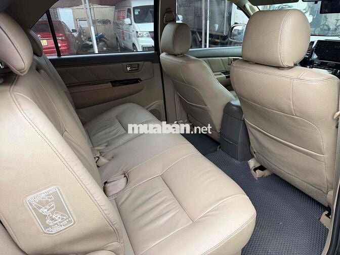 Fortuner 2.7V 4x4 2012, máy xăng, 2 cầu