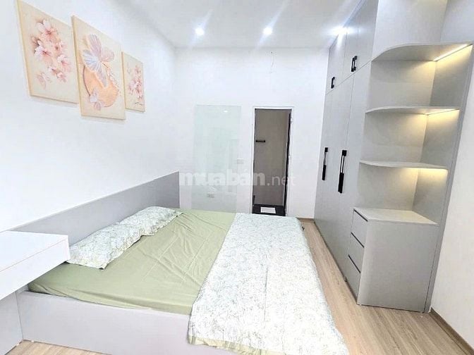 Nhà mới Đặng Văn Ngữ lô góc gần ô tô, Dt 25m2, 4t, mt 3.5m, 6.95 tỷ.