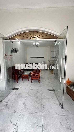 Nhà Nguyên Căn Mới 100%. Ngay ĐH Công Thương. 5x12m, 3Lầu, 3PN, 3WC