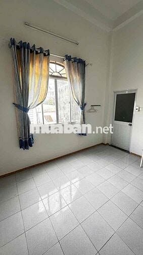 Nhà Nguyên Căn Mới 100%. Ngay ĐH Công Thương. 5x12m, 3Lầu, 3PN, 3WC