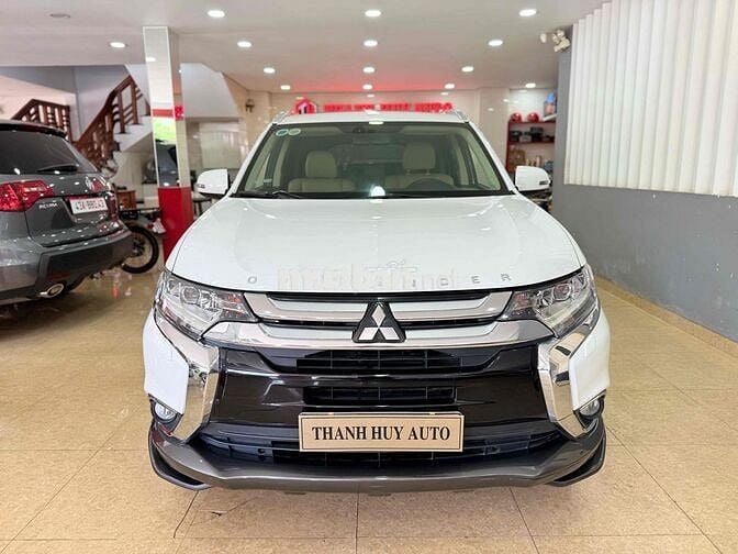 ❤️ MITSU OUTLANDER 2.0 PREMIUM 2018 5 VẠN KM ☘️