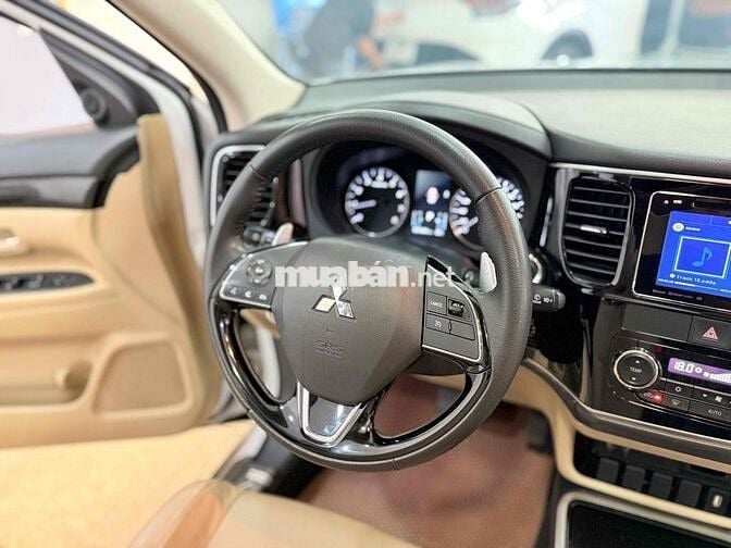 ❤️ MITSU OUTLANDER 2.0 PREMIUM 2018 5 VẠN KM ☘️
