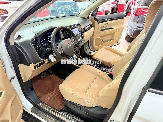 ❤️ MITSU OUTLANDER 2.0 PREMIUM 2018 5 VẠN KM ☘️