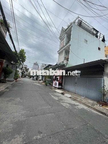 Nhà Nguyên Căn Mới 100%. Ngay ĐH Công Thương. 5x12m, 3Lầu, 3PN, 3WC