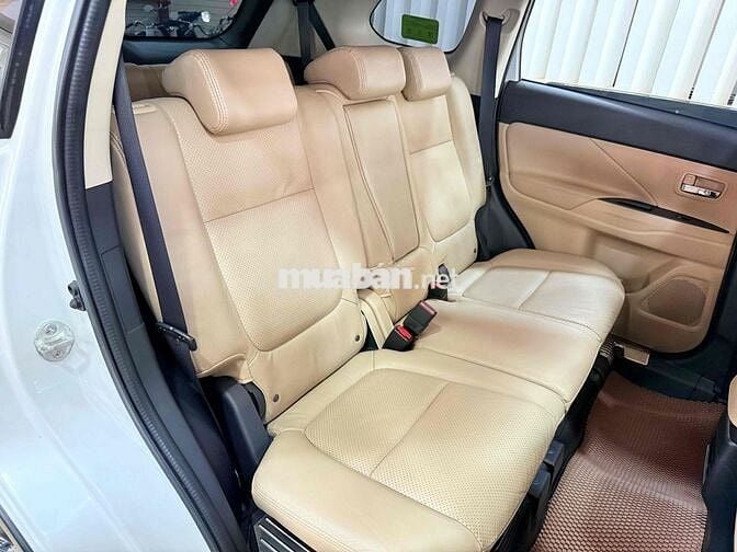 ❤️ MITSU OUTLANDER 2.0 PREMIUM 2018 5 VẠN KM ☘️
