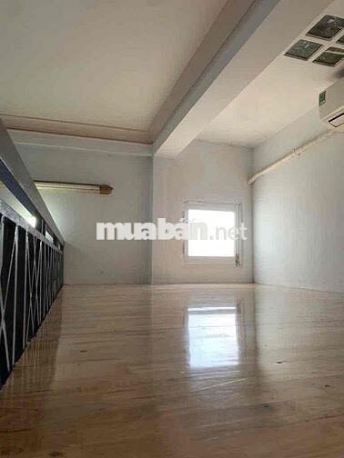 Phòng trọ Quận 10 cách UEH csB 300m