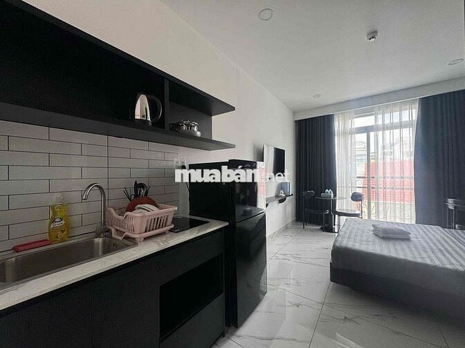 CĂN HỘ FULL NỘI THẤT BAN CÔNG THOÁNG TIVI RIÊNG GẦN NGÃ TƯ HÀNG XANH